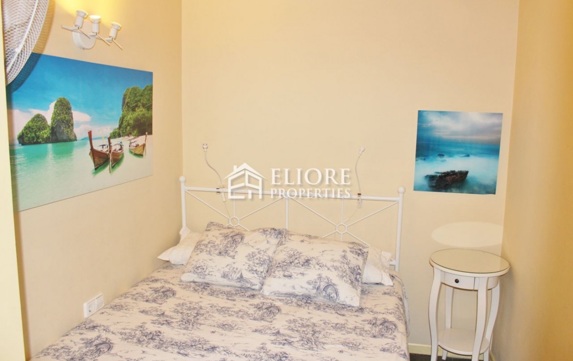 dormitorio gotico barcelona